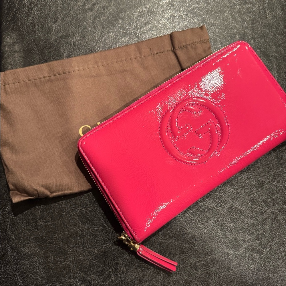 Gucci Pink Leather Wallet